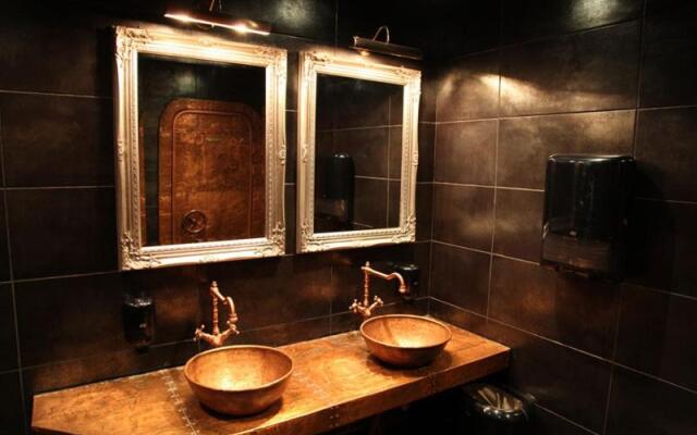 Отель Волхов Мост