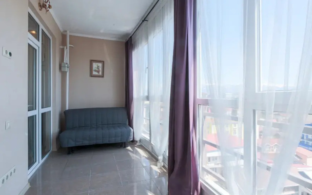 Studiya Per B Khmelnitskogo Flat