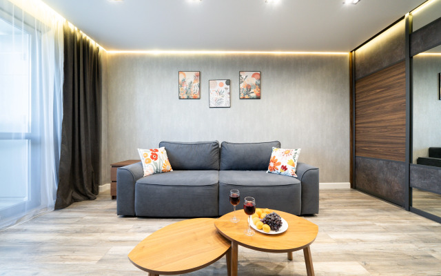 Квартира Стильная двухкомнатная квартира Natali apart на метро Пражская