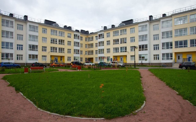 Na Gumilyovskoy ulitse 15 Flat