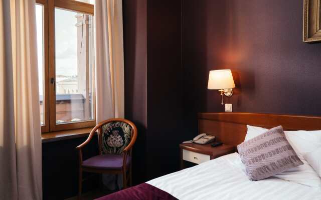 Dostoevskij Hotel