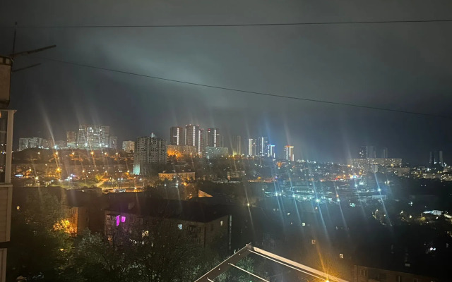 Uyutnaya Odnokomnatnaya S Prekrasnym Vidom I Shikarnoy Lokatsiey Flat