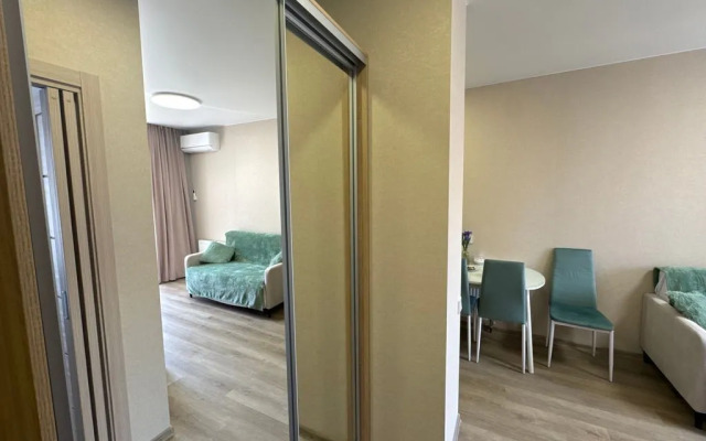 Dvukhkomnatnaya V Zhk Letniy Flat