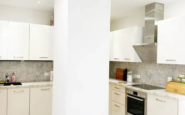 Квартира Уютная 3-комнатная рядом с Центром