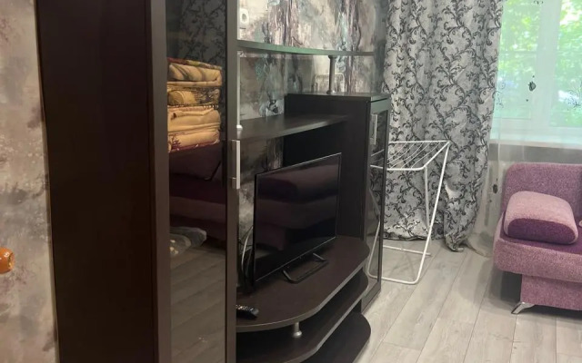 Ryadom s naberezhnoy Apartments