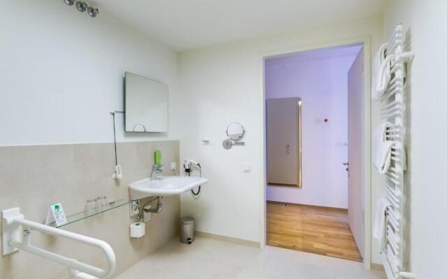 sevenDays Hotel BoardingHouse
