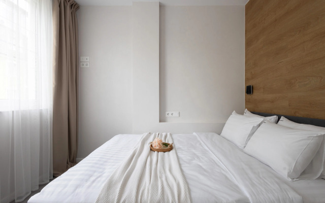 Апартаменты Red Apartments Арт Лайт Сити Шерли