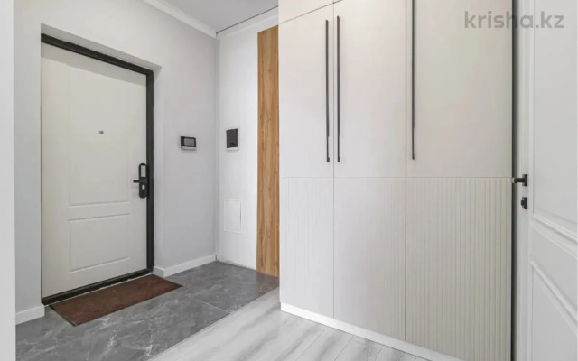 Biryuzovaya Krasotka Flat