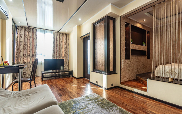 Квартира Комарова 12