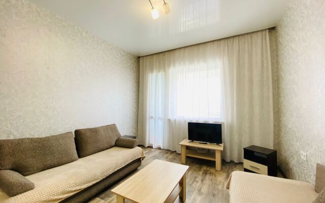 Vadima Podbelskogo 97/05 Apartments