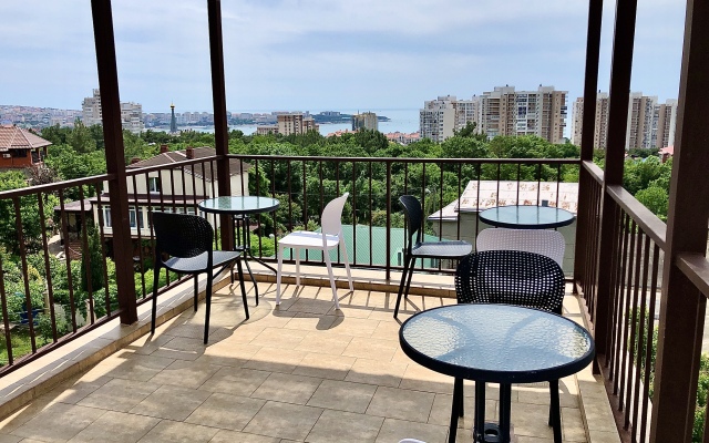 Green Line Guest House