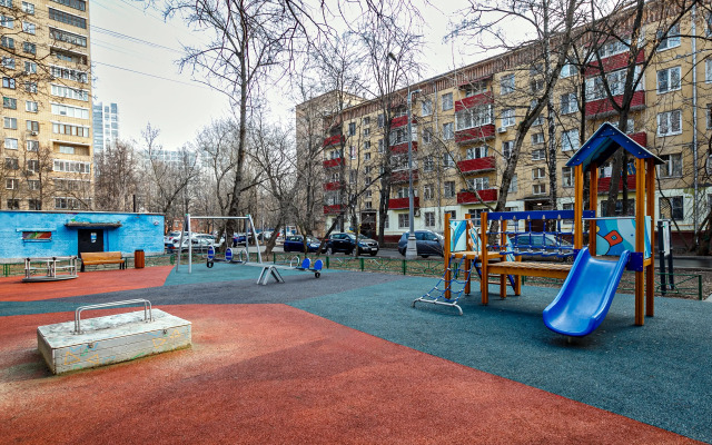 Asapro U Metro Aeroport Flat