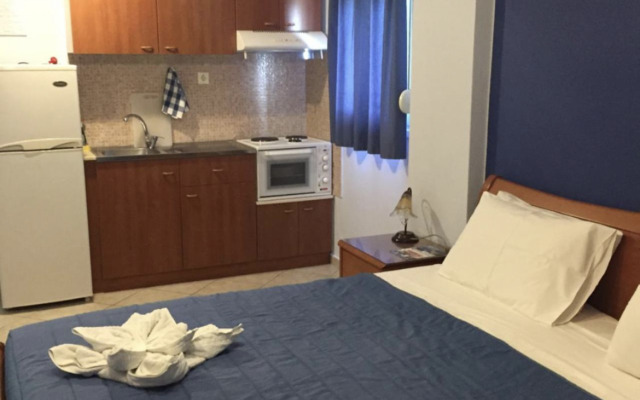 Studio Konstantinos Hotel