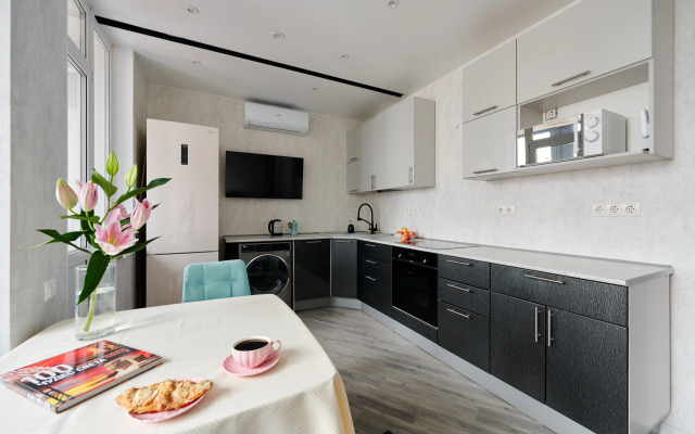 Квартира Евротрехкомнатная Астрахань