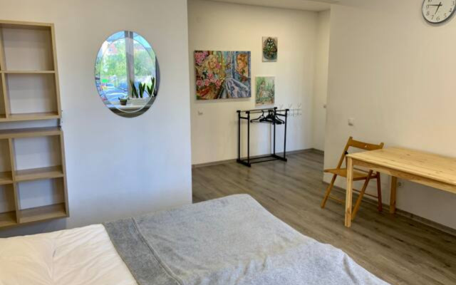 Lestvitsa dvuhkomnatniye Apartments