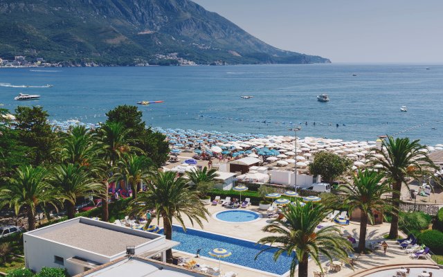 Отель Montenegro Beach Resort