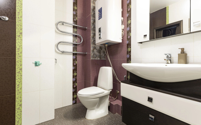 Апартаменты на Моисеенко 3 DereMRents ДереМРентс