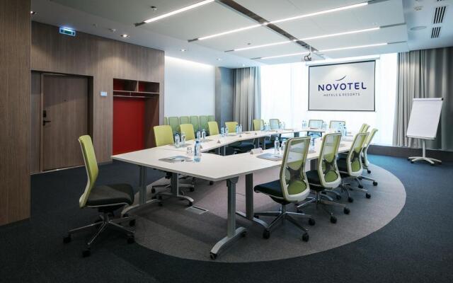 Отель Novotel Almaty City Center