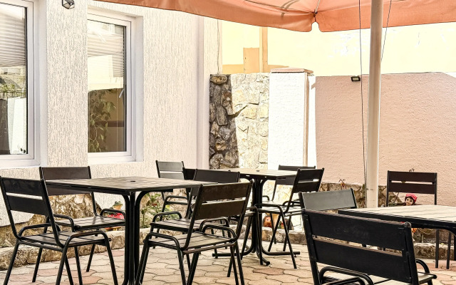 Druzhba Guest house
