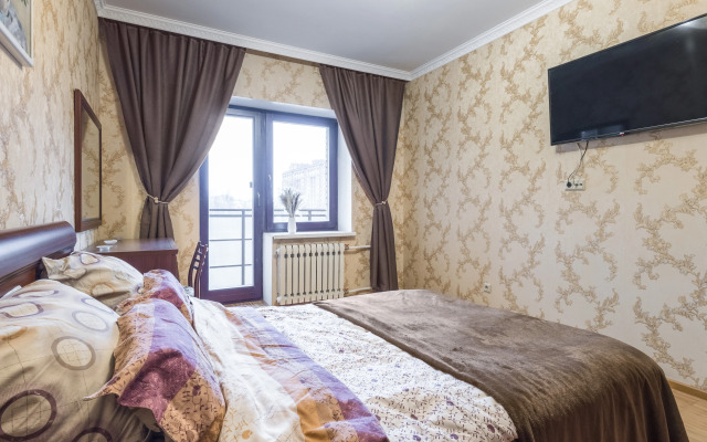 Neoklassika na Vasilyevskom Flat