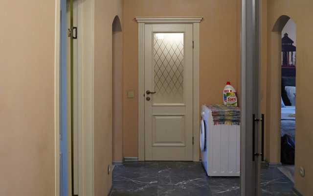 Prudy Nansena Apartments