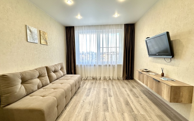 Evkalipt s Dizaynerskim Remontom v Sovremennom Rayone Apartments