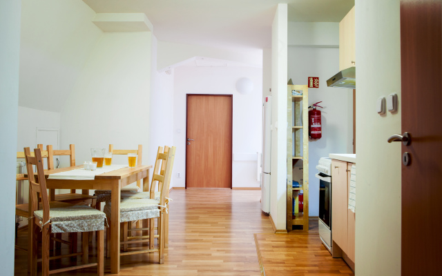 Internesto Apartments