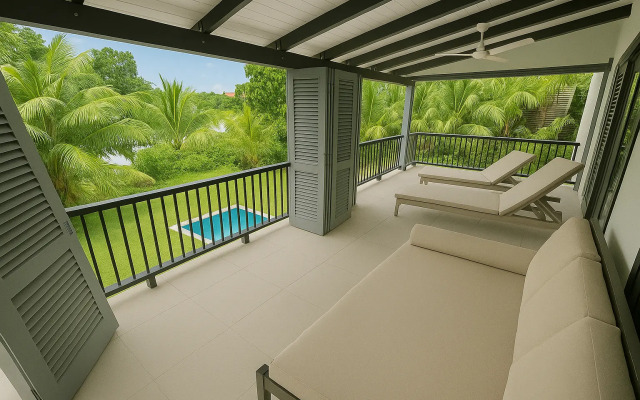 Na Beregu Okeana S Sobstvennym Basseynom Na Eden Island Villa