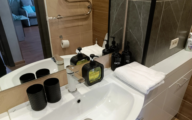 Apartamenty Dizajnerskie Premium-Klassa v Centre Rybinska | Ulica Ckalova | Dla 4-h Gostej