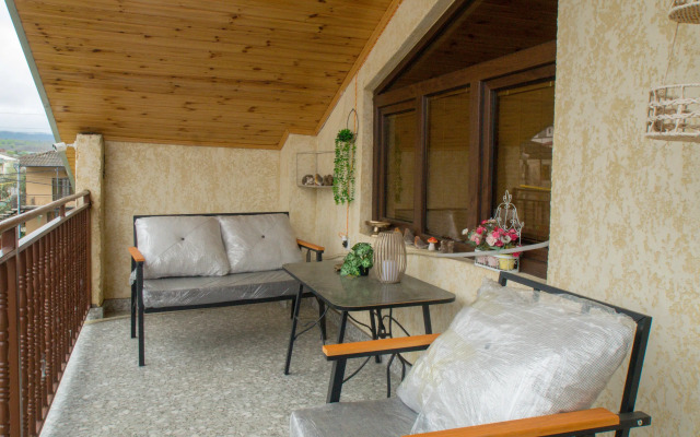 Andro House Guest House
