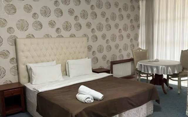 Golden Beach By Sham Baku Hotel
