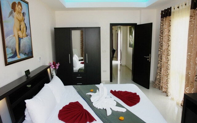 Siam Royal View Apartments