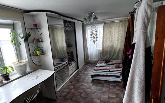 Апартаменты Ladom 3х Комнатные на 6км район дачная