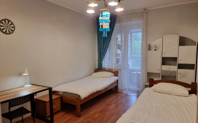 Апартаменты Уютная двушка с хорошим расположением