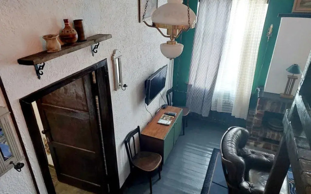 U Storozhevoy Bashni Apartments