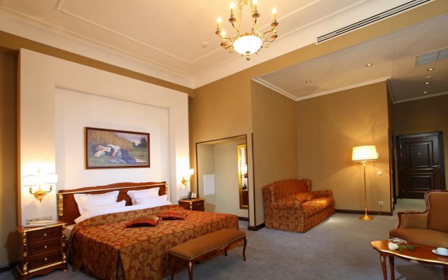 Aleksandrovski Grand Hotel Vladikavkaz