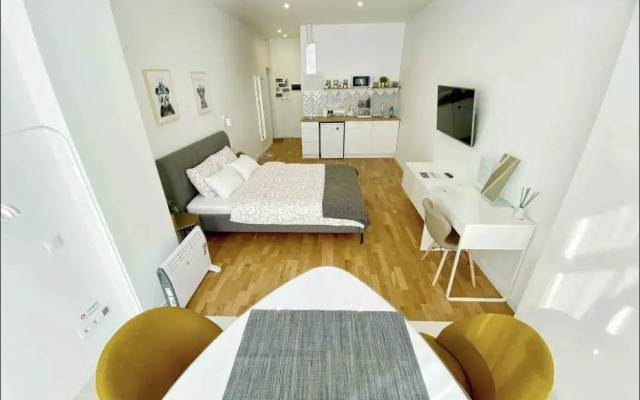 Na Tigrovoy 16A (4) Flat