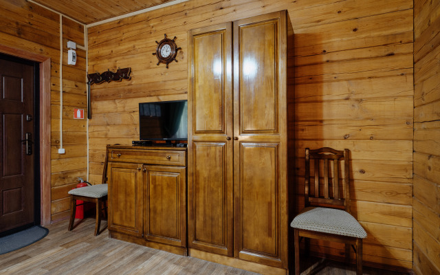 База отдыха Золотой Лотос