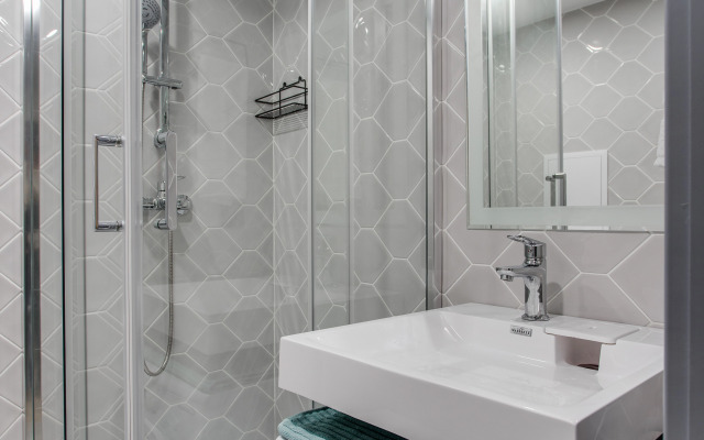 Апартаменты 2ая Рощинская 10 (231)