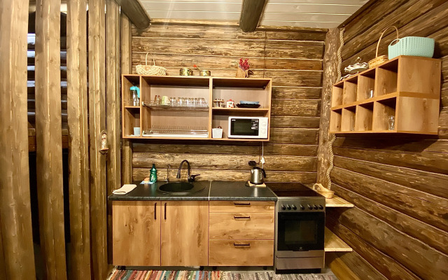 Гостевой дом Избушки guestHouse Маленькая