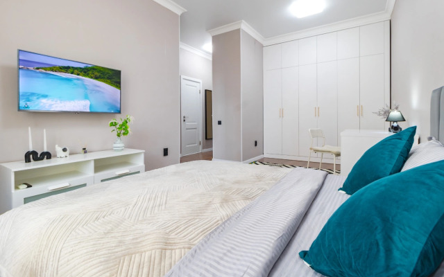 Apartments Svetlye V Tsentre Ryadom S Botanicheskim Sadom