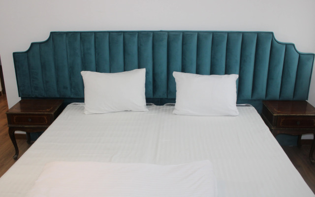 Otyak Hotel