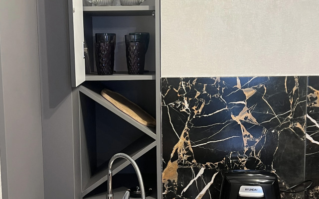 Апартаменты Комфортабельные с Террасой возле Планеты