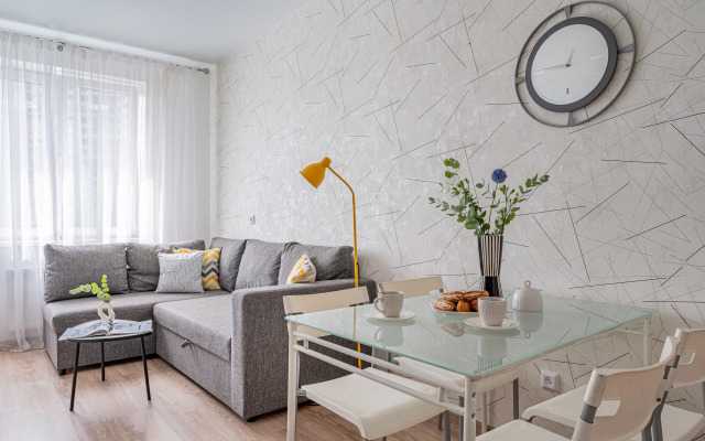 Квартира 8 Марта 202/4