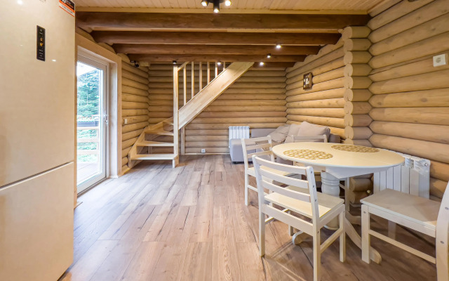 Частный дом Дом у леса