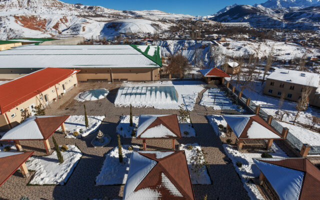 Курортный отель Panoramic Spa