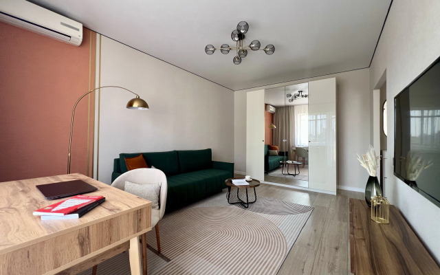 Квартира SOUTH CITY Двухкомнатная с дизайнерским ремонтом