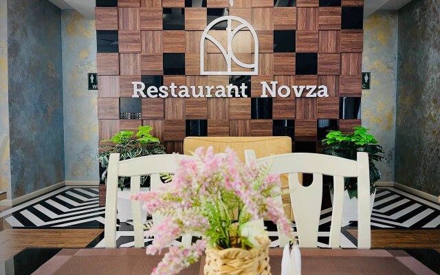 Novza Palace Hotel