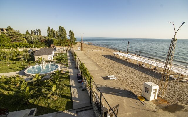 Отель Black Sea