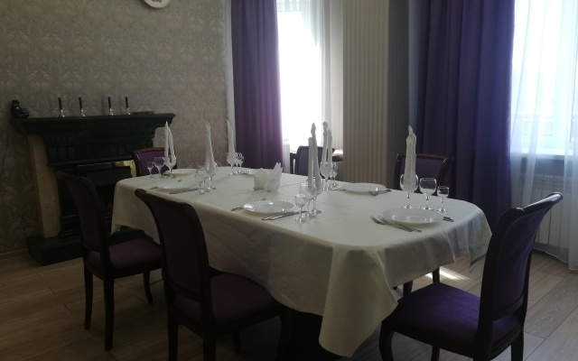 Vesta Hotel